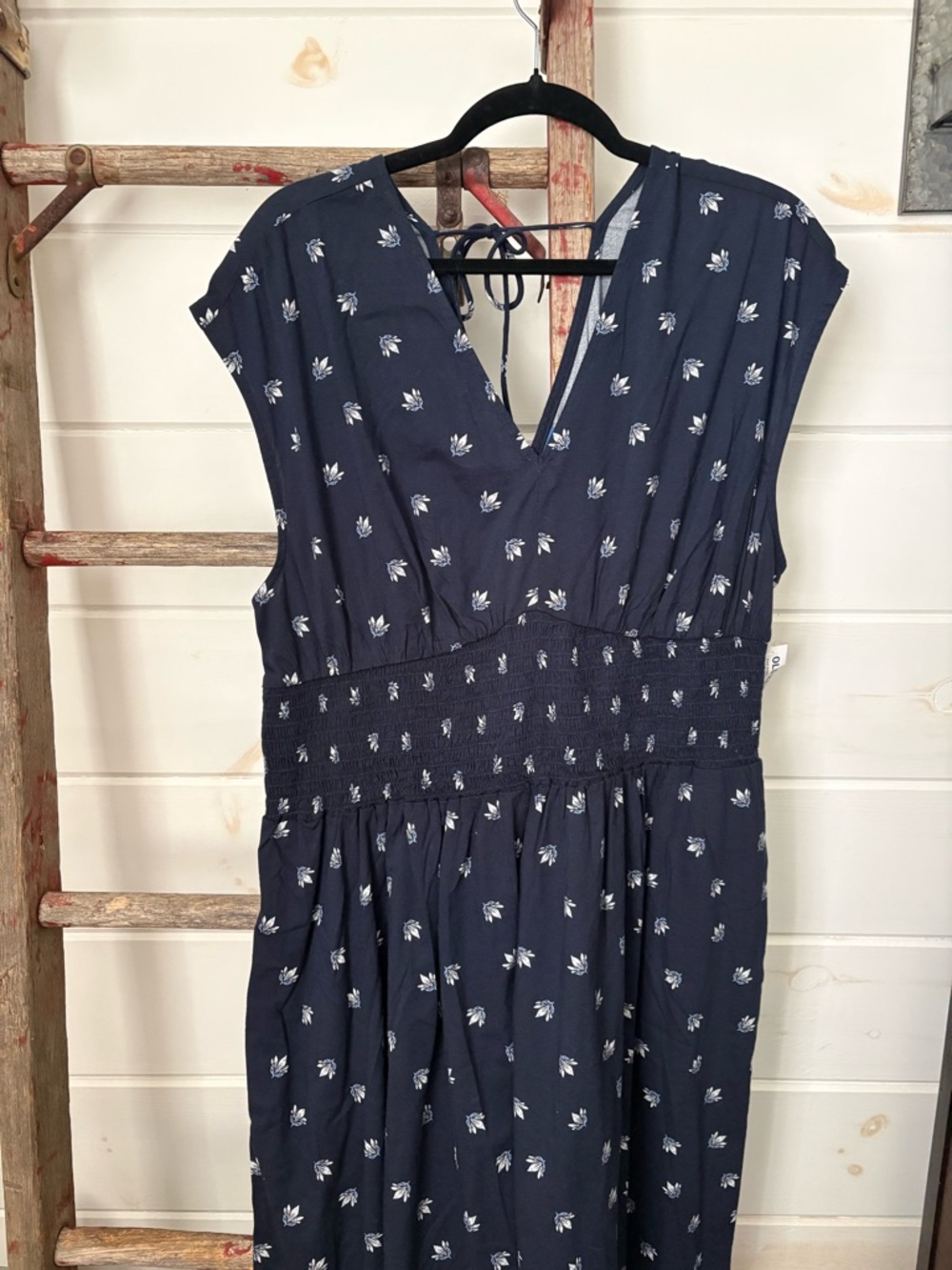 NWT Old Navy Navy Floral V-Neck Smocked Maxi Dress